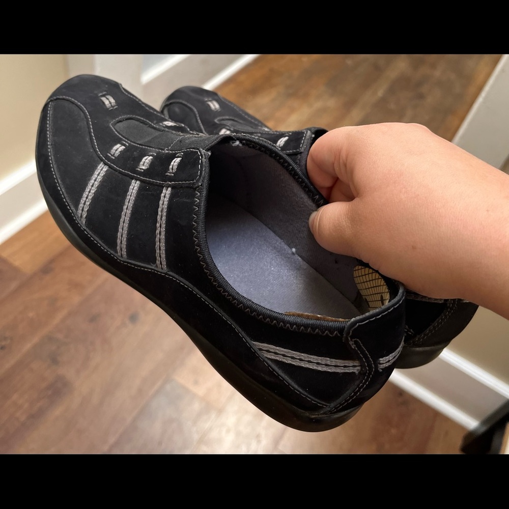 Clarks Women Shoe Size 9